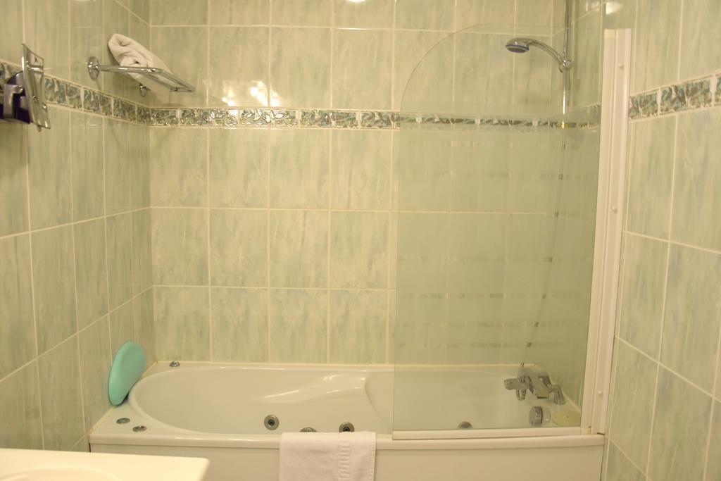 Logis Le Saint Nicolas Bar-sur-Aube Esterno foto