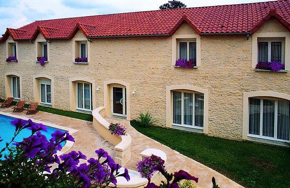 Logis Le Saint Nicolas Bar-sur-Aube Esterno foto