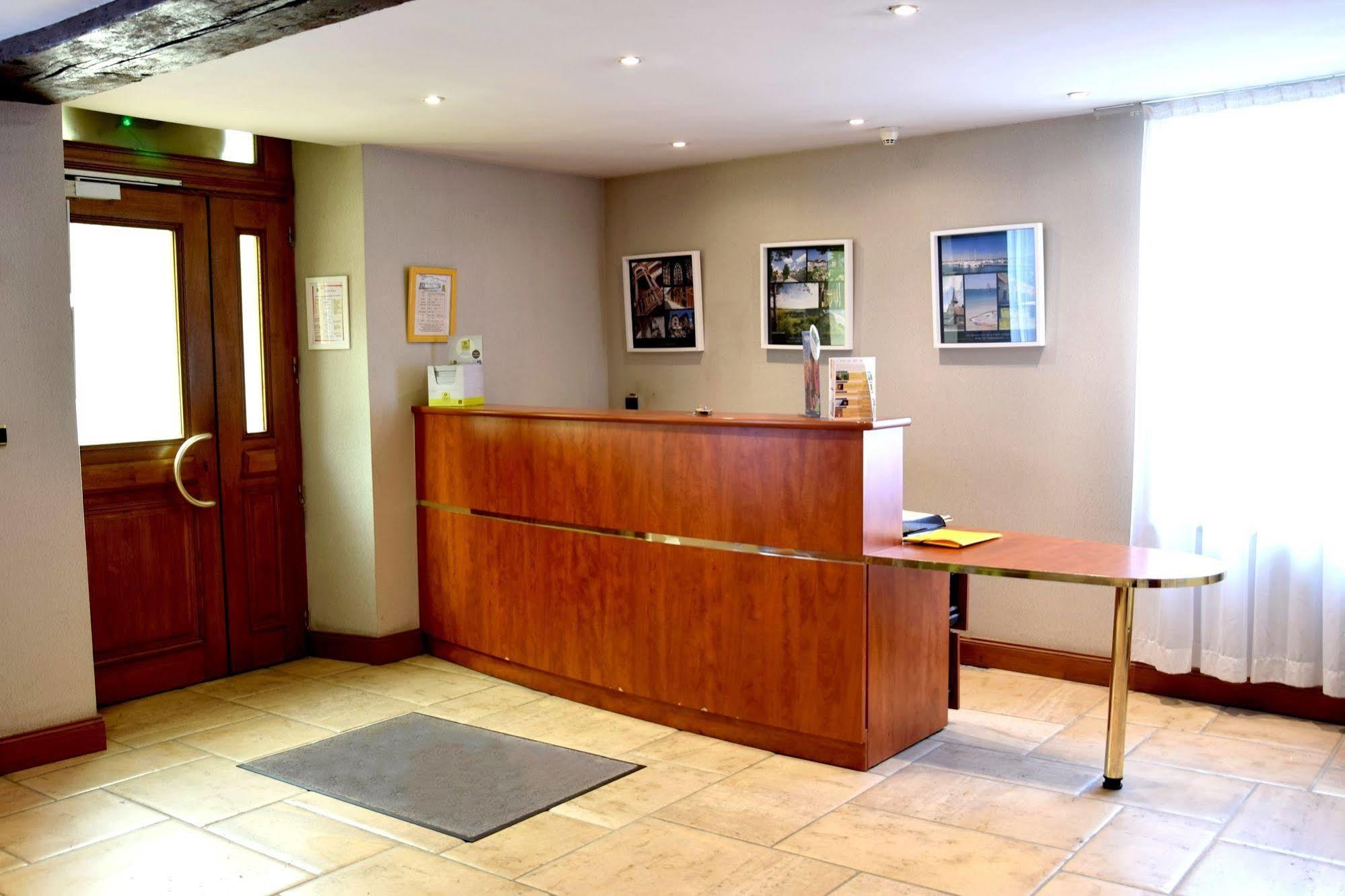 Logis Le Saint Nicolas Bar-sur-Aube Esterno foto