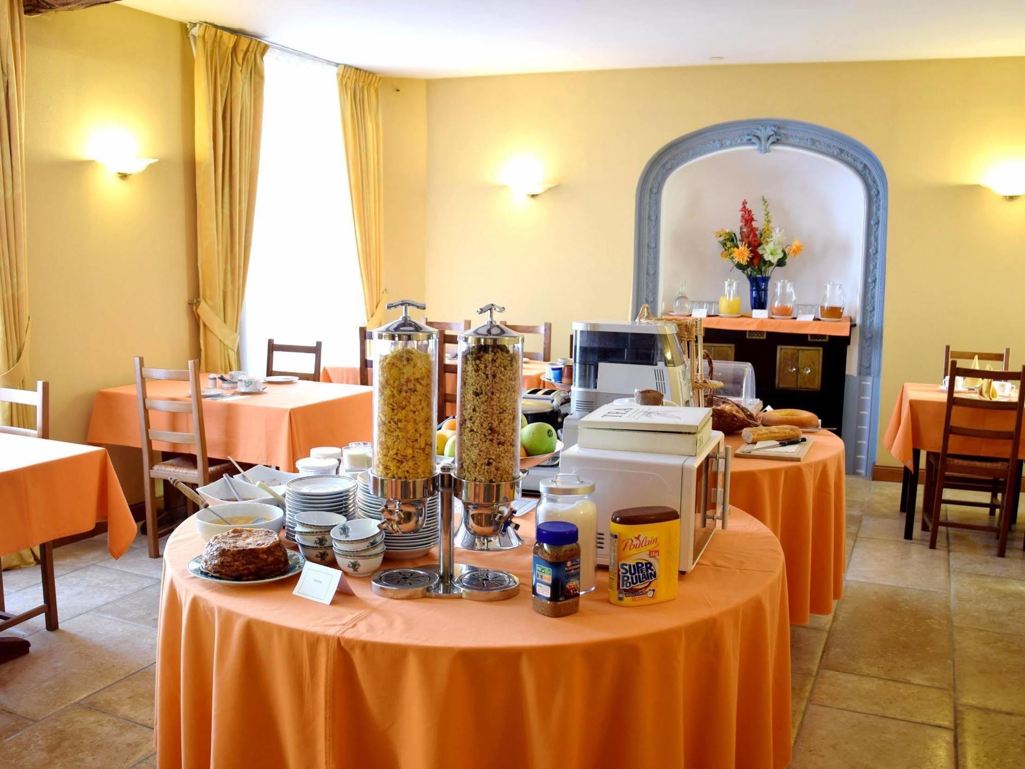Logis Le Saint Nicolas Bar-sur-Aube Esterno foto
